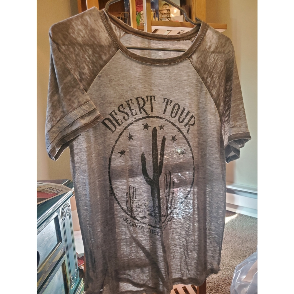 Desert T-shirt